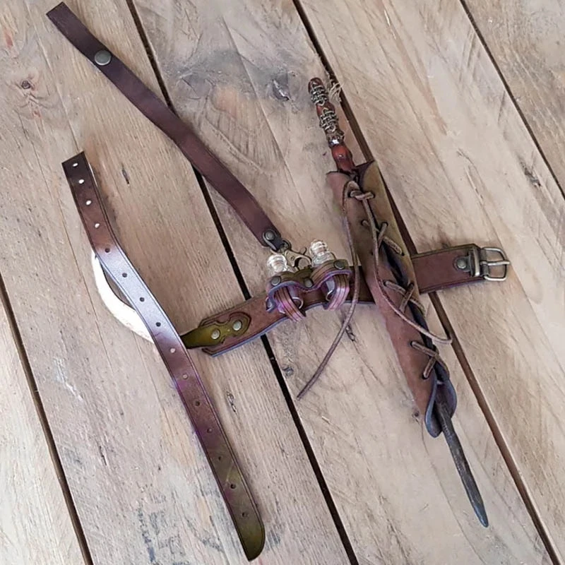 Кобура в средневековом стиле для костюма стимпанк |