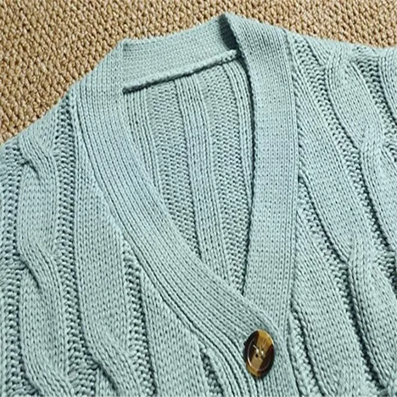 

Women Knitted Sweater Solid V Neck Long Sleeve Pocket Single Breasted Cardigans Female Casual Loose Plus Size Sweater Coats