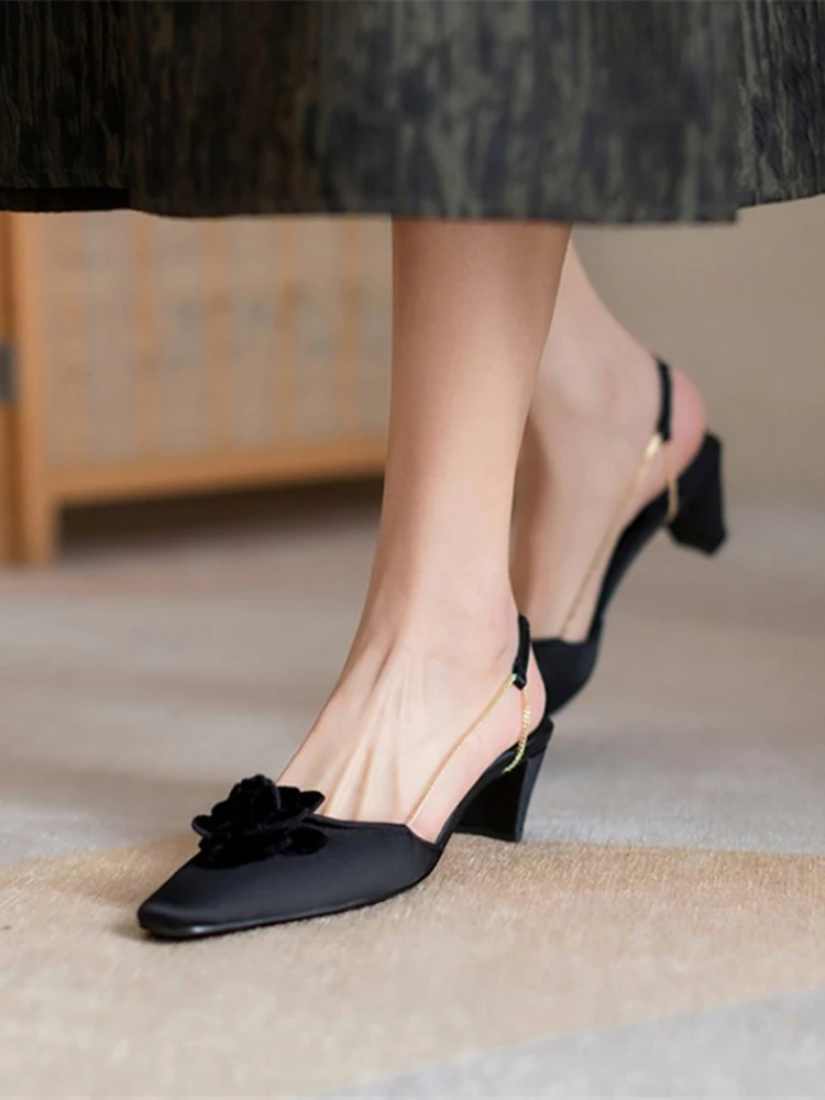 

2021 Новое поступление женские босоножки из овечьей кожи; Вечерние туфли с модным цветочным рисунком; Кожи с квадратным носком; Большой Разме...