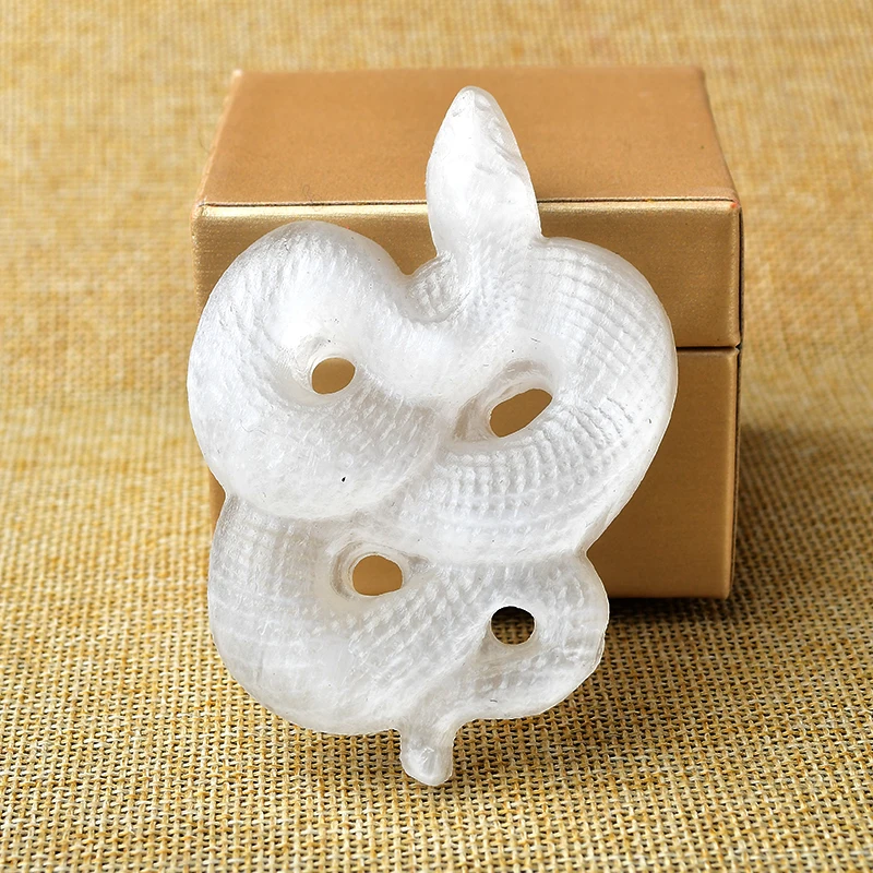 

Hand-Carved Natural Selenium Gypsum Snake Reiki Gypsum Crystal Ore Statue Ornaments Home Decoration Craft Mineral Decoration
