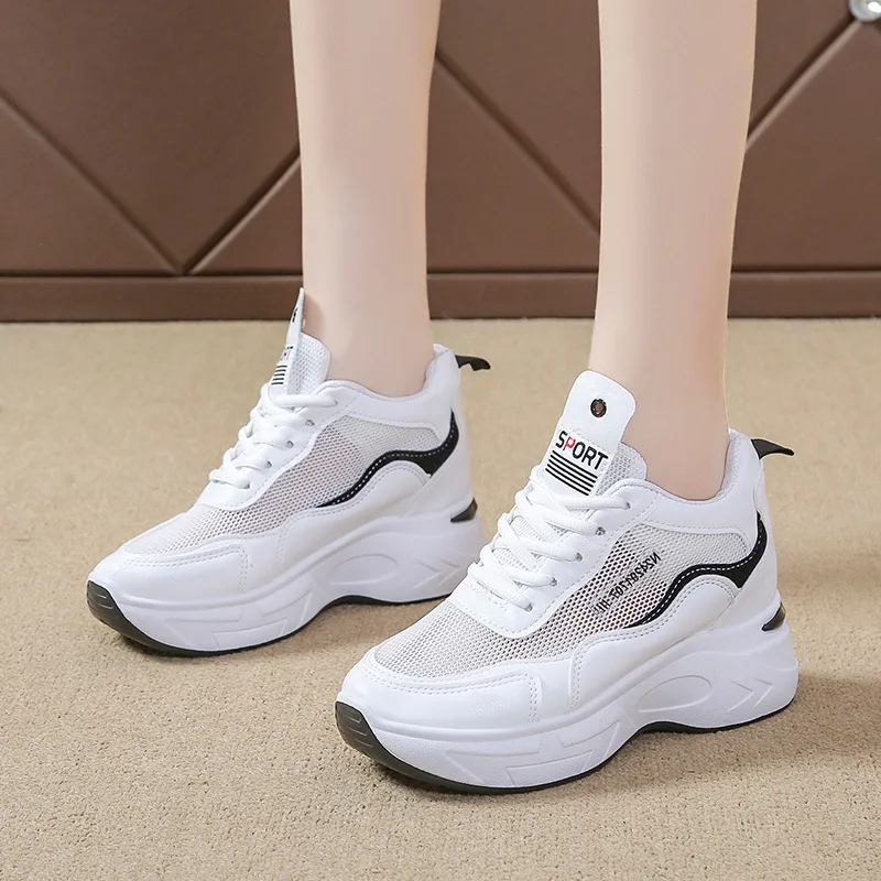 

Кроссовки женские на толстой подошве, белые, демисезонные, 2021