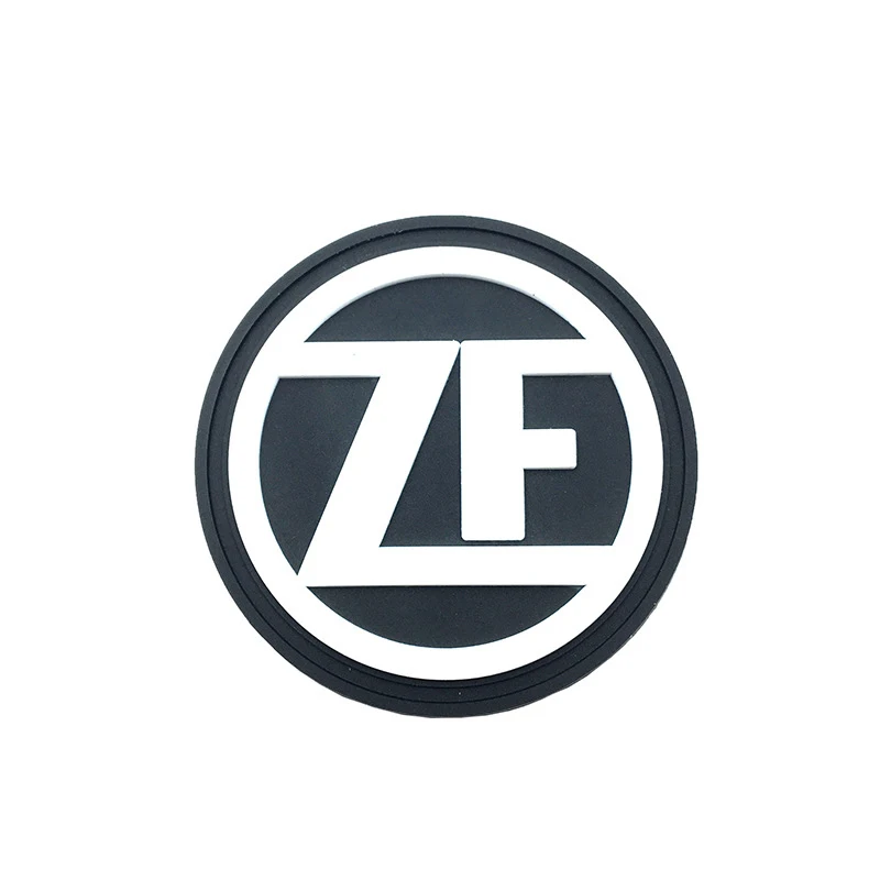 Пользовательские этикетки для одежды из ПВХ резиновые 3D логотип шитье