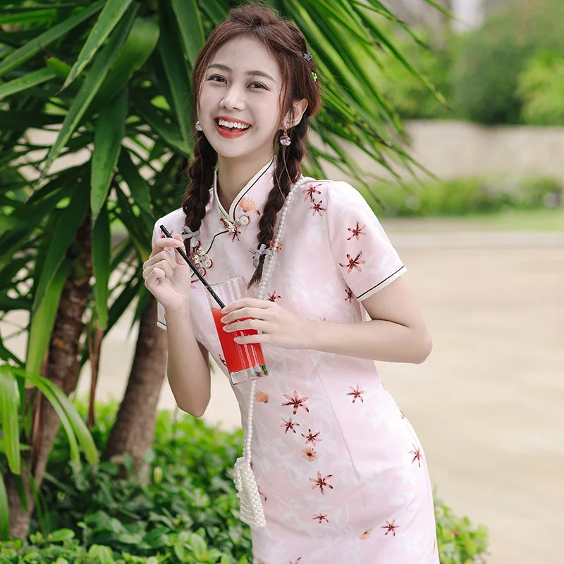 Атласное платье-Ципао с коротким рукавом и цветочным принтом | Тематическая