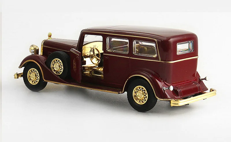

1/32 Alloy Emperor Retro Classic Vehicle Toy Cars Pull Back Light Sound Die Cast Model Car Toys