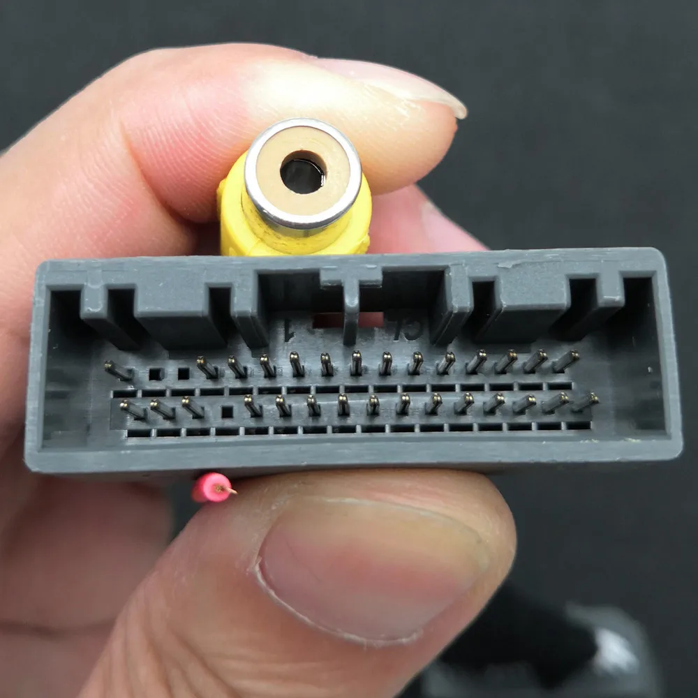 Оригинальный видеовход yifom 32pin переходник RCA для камеры заднего вида Кабель