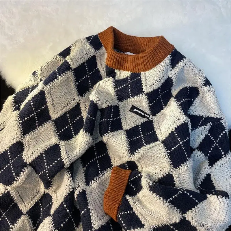 

Round neck sweater men's autumn and winter color blocking Ling grid long sleeve sweater trend Pullover Sweater