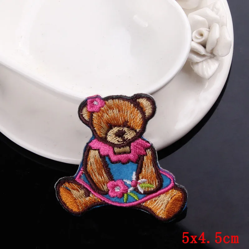 Мультяшные нашивки сделай сам вышитые в виде свиньи медведя для одежды наклейки