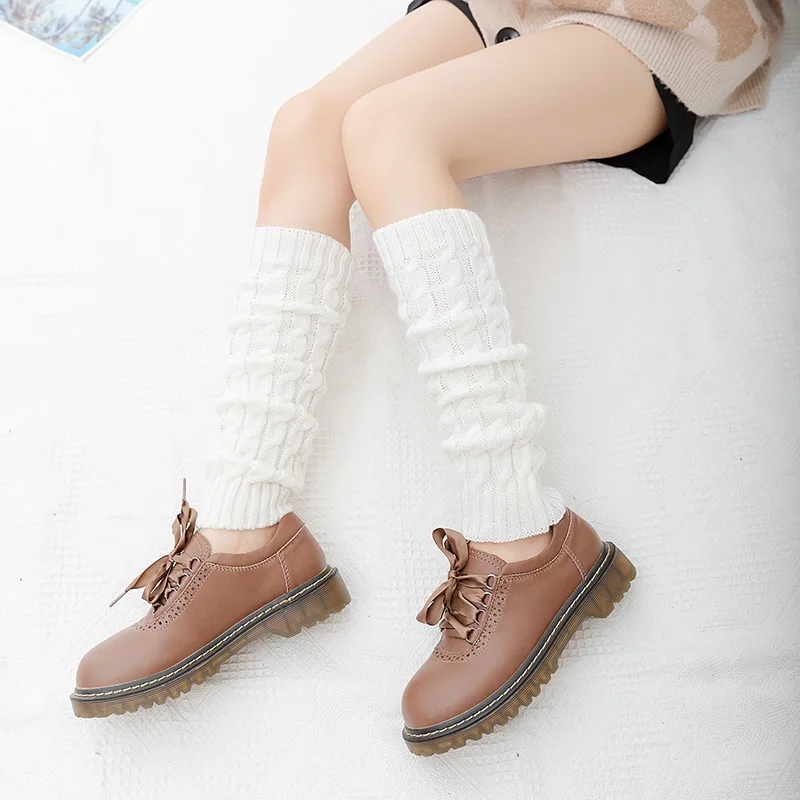 

Autumn and winter knee length stockings new middle tube twist wool knitted women's socks Warm pile Leggings Shin guards