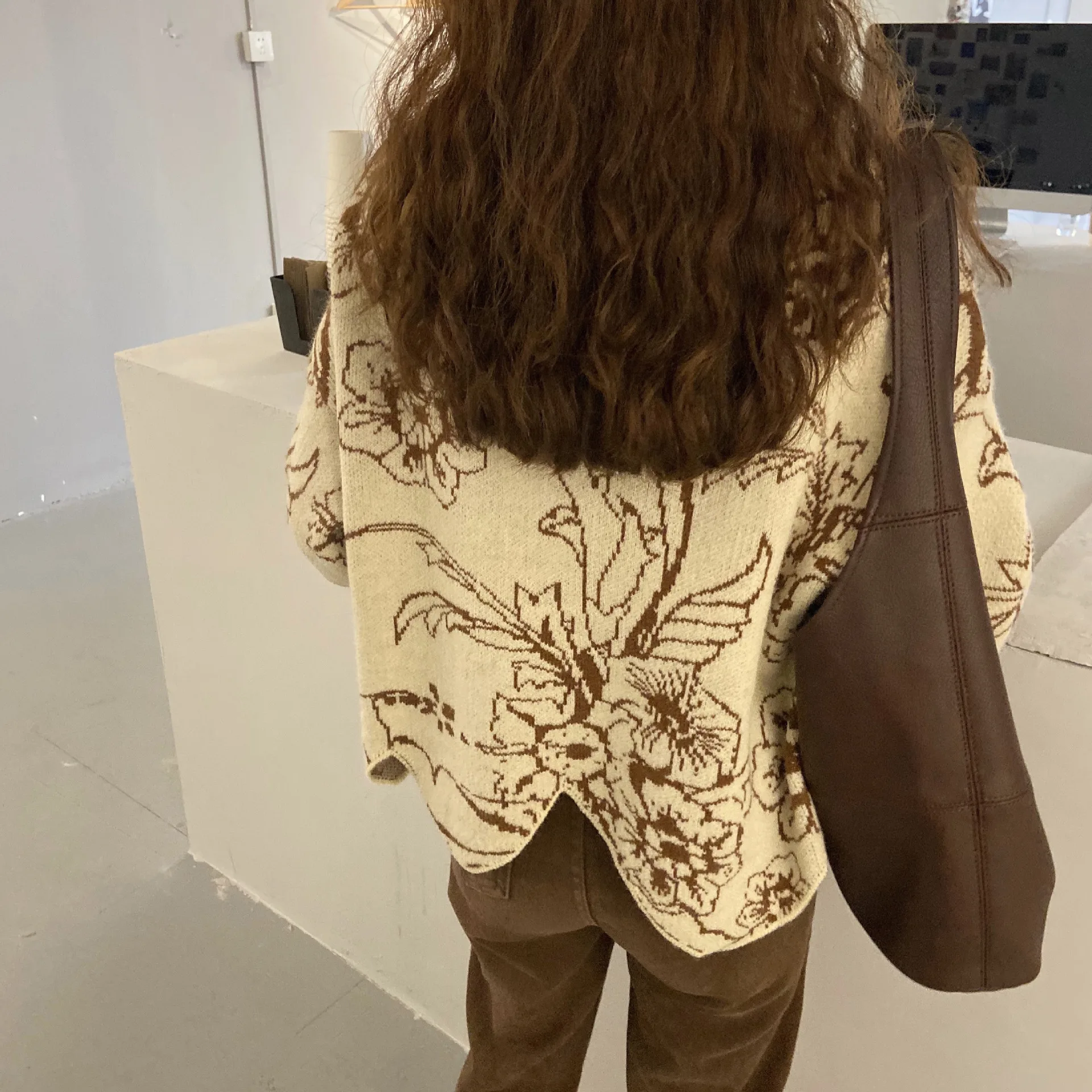 

Sweaters for Women Chic Irregular Fashion Retro O-Neck Knitwear Floral Printing Sweater 2021 Soft Korean Pullovers Top