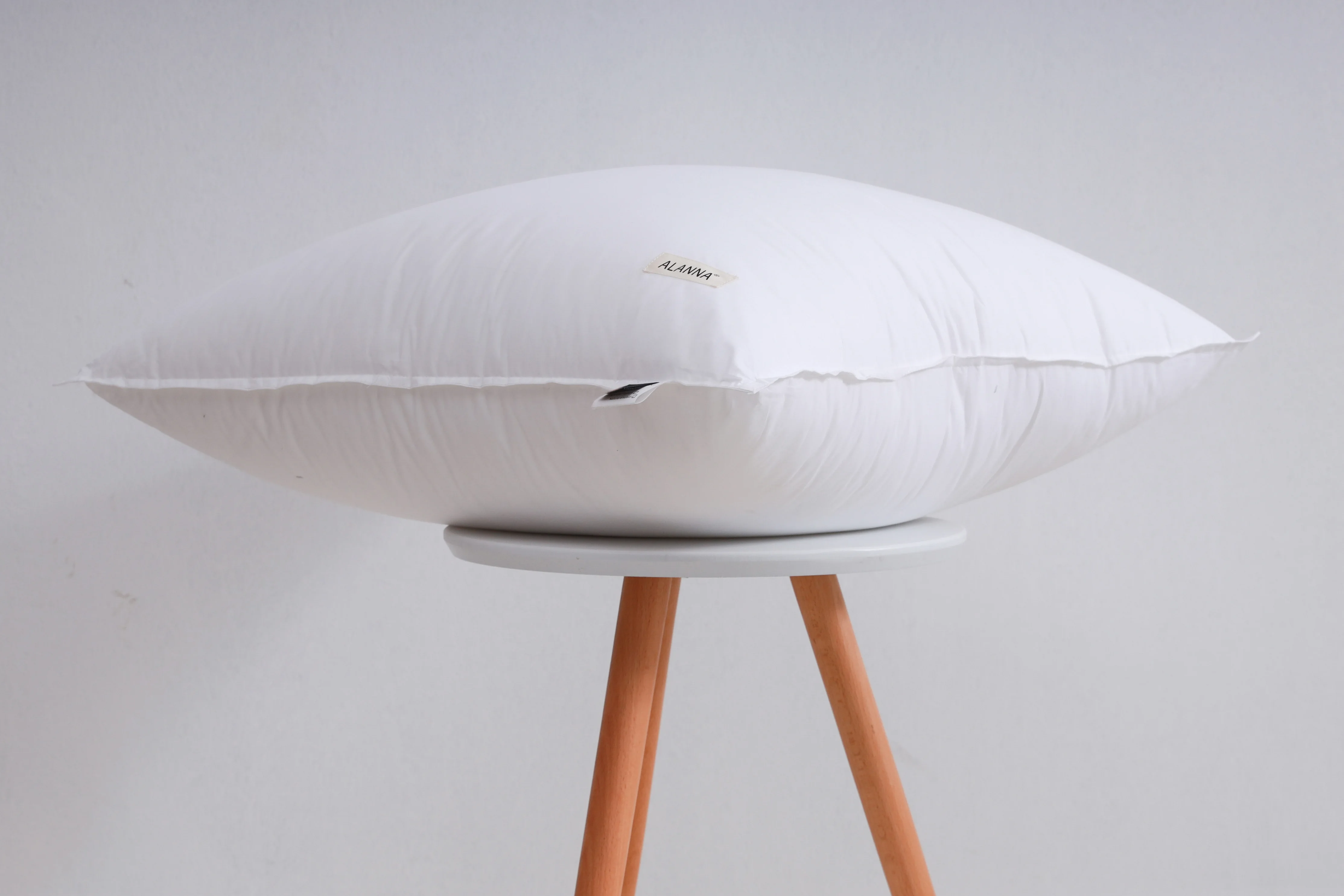 Alanna CMZ02 подушка из чистого хлопка защита шеи медленный отскок в форме материнства