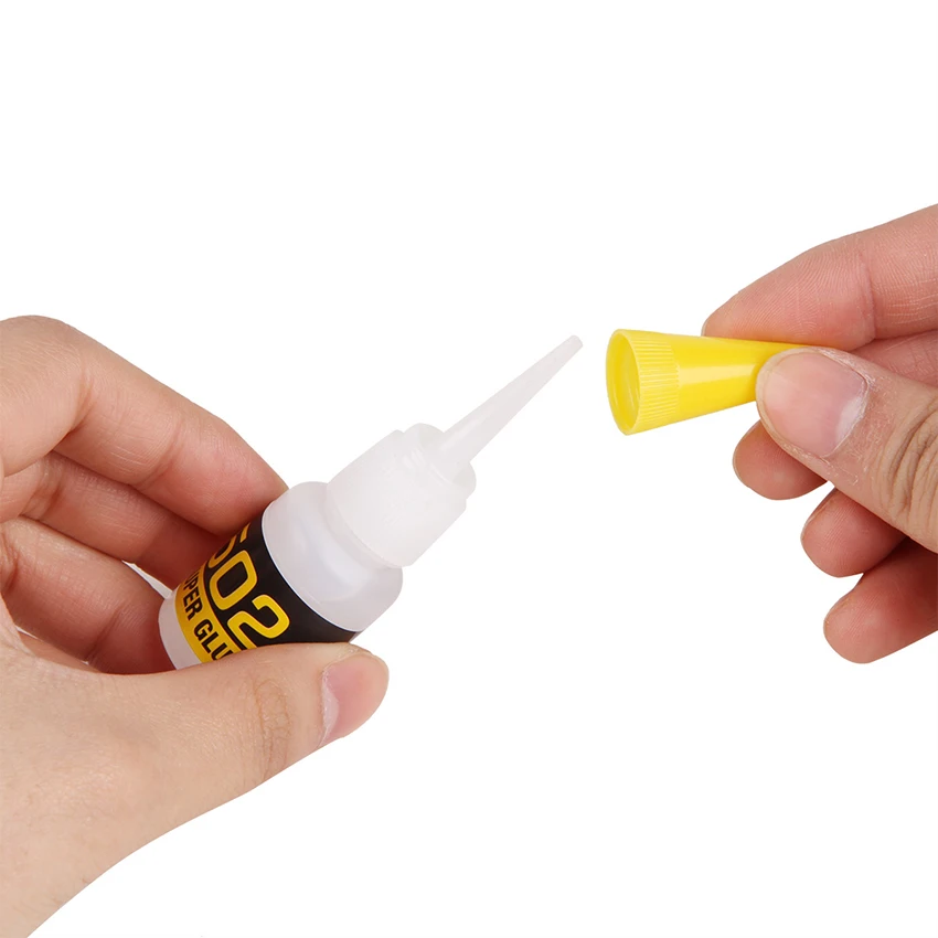 

Super 502 Glue, Clear, 8g, Quick-drying Glue Plastic & Rubber Instant Adhesive Strong Adhesive Glue for Metal Wood Leather