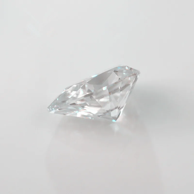 Огранка груша парень взрослый Gemstone Муассанит рядом со стразами 4 карат 8x12 мм D