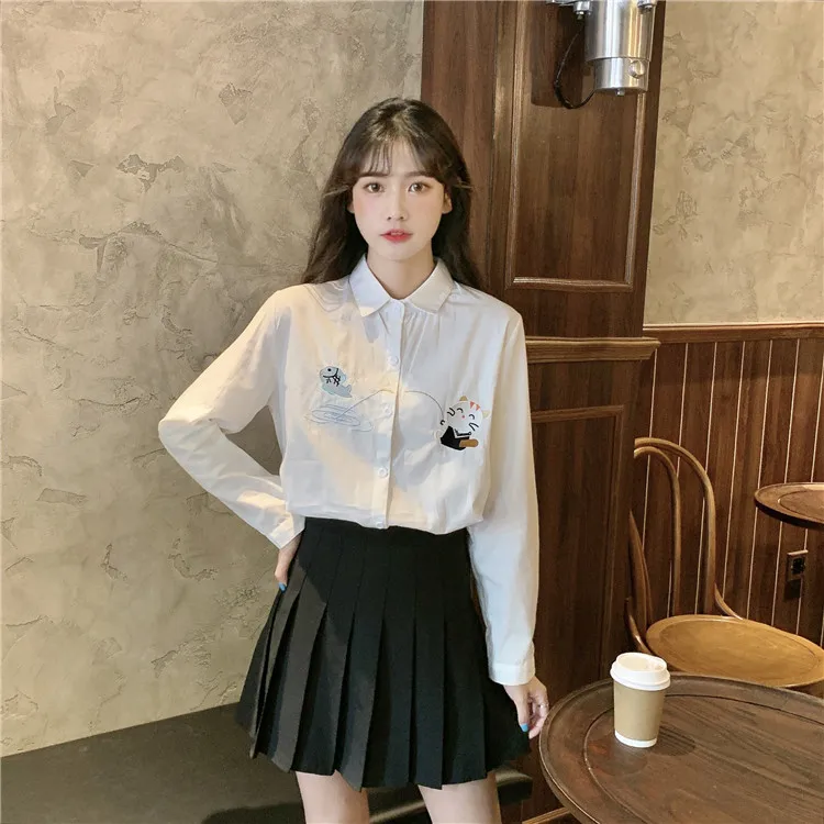 Милая рубашка с вышивкой кошки свободная стройнящая длинными рукавами для