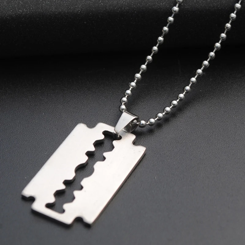 

Titanium Pendants Stainless Steel Blade Pendants Boys And Girls Sweater Necklaces Creative Personality Blade Necklace Jewelry