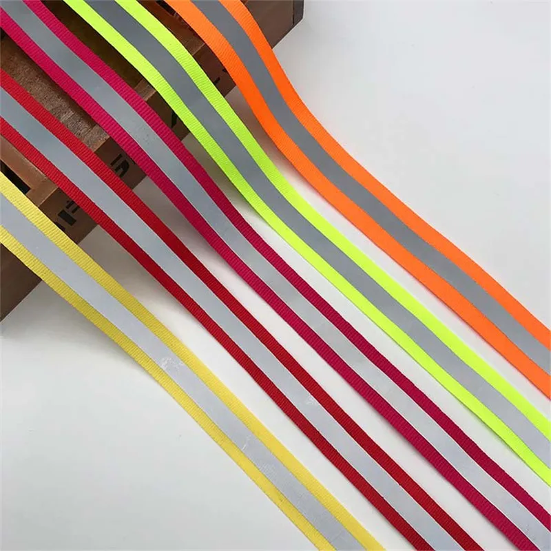 Светоотражающая лента серебристая безопасная светоотражающая для пришивания 5