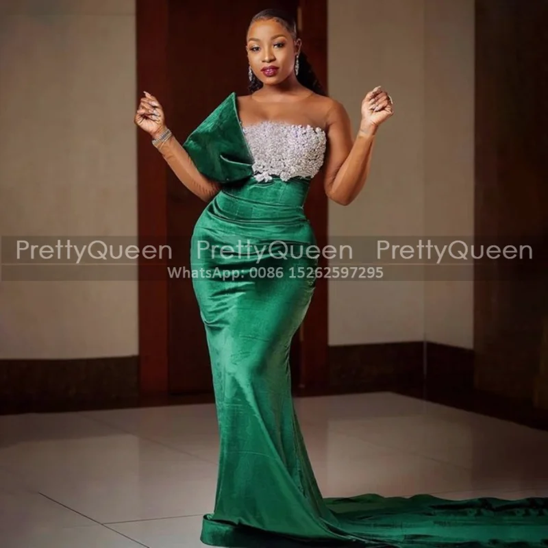 

Green Velvet Mermid Prom Dresses With Long Sleeves White Appliques Sheer Neck Court Train Trumpet Celebrity Dress Evening Formal