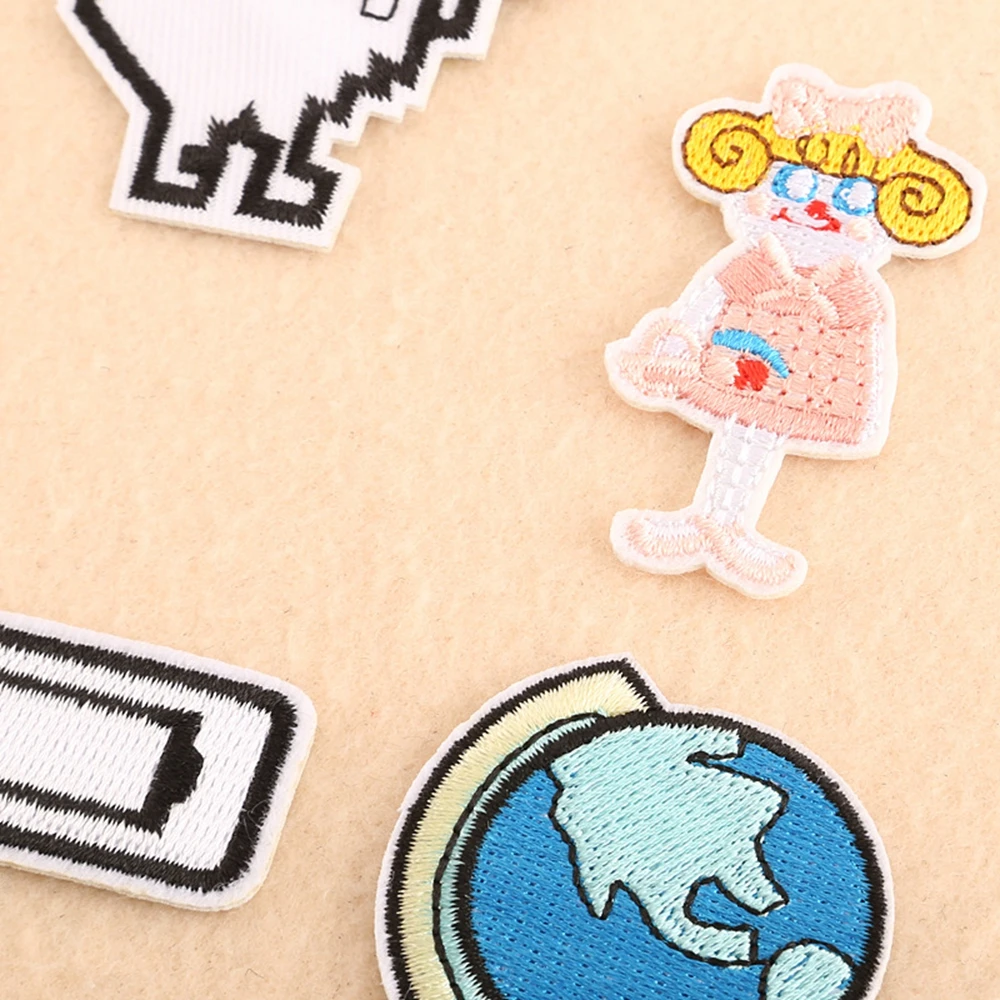1 шт. нашивки значки с вышивкой динозавра дизайн батареи аппликация швейная