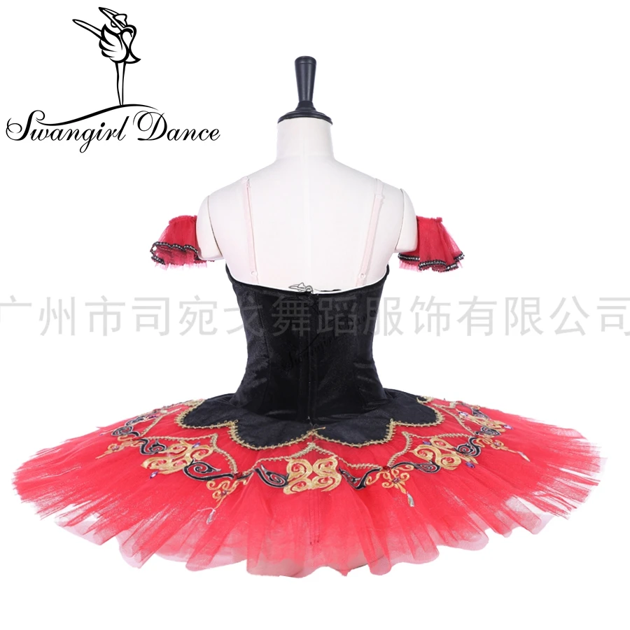 Чёрно-красные костюмы для женщин балета Don Quixote Paquita с профессиональными пачкинами на сценическом платтере BT9292.