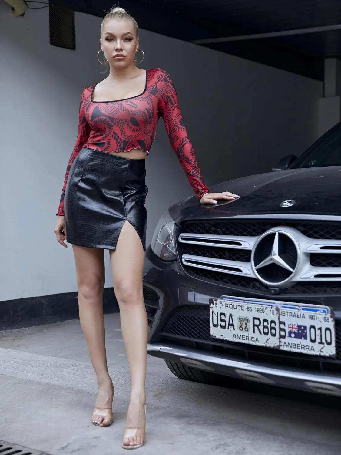 

2020 Women's New Long Sleeve Short Top Bottoming Shirt Slim Long-Sleeved T-Shirt Female Loose Ladies Clothes