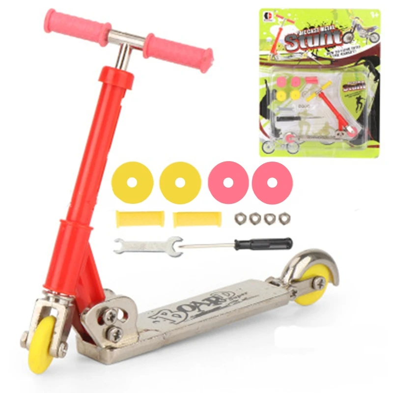 

C5AA Metal Alloy Finger Scooter Mini Scooter Two Wheel Scooter Kids Gift