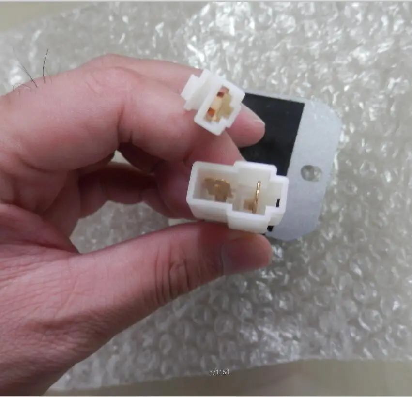 Автоматический регулятор напряжения L100 AVR/держатель для генераторов YANMAR L70 и