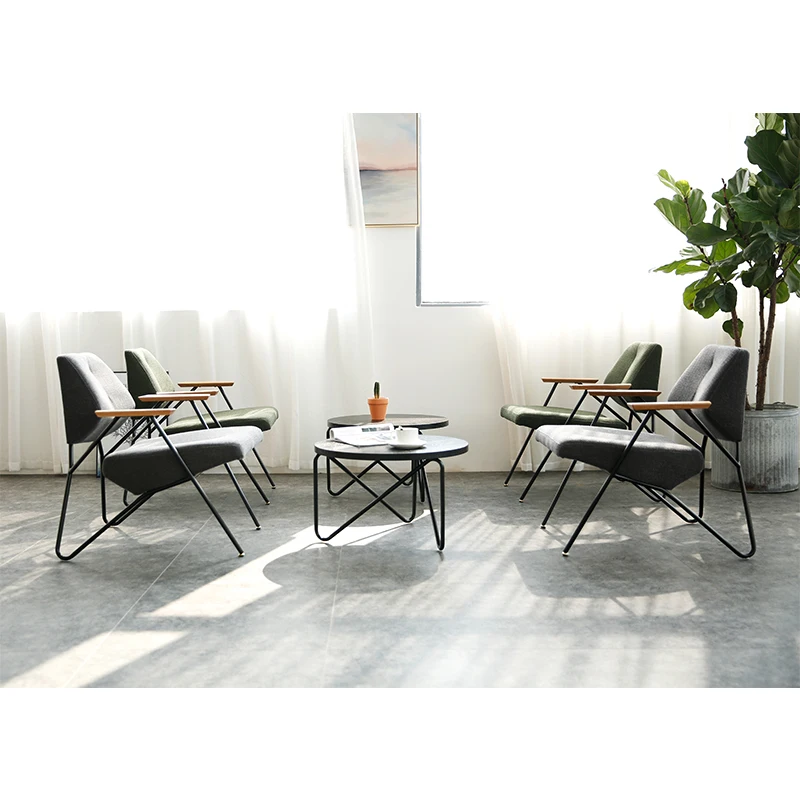 Сетчатые столы и стулья для магазина с красным десертом чайным обслуживанием