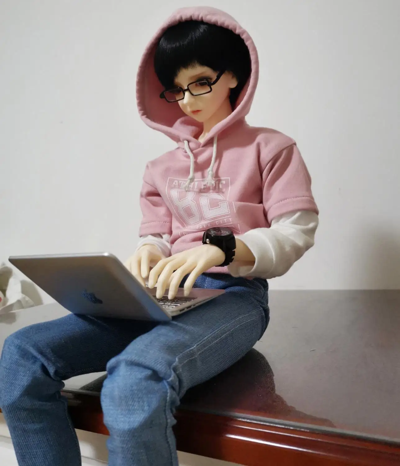 Детская ручная игрушка M0353 1/6 1/3 1/4 Uncle Doll BJD/SD, одежда, реквизит, аксессуары. Черные цифровые часы 1 шт.