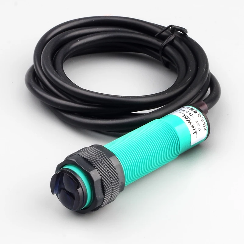

1PCS E3F-R2C1 DC NPN N/OPhotoelectric Switch 30-300CM 3-36V Infrared Proximity Sensor With Reflector Board