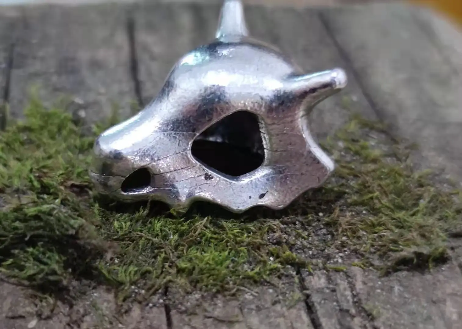 

Cubone Skull Beads 32x28x20mm 20grams