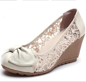 Женские туфли-лодочки из натуральной кожи, на высоком каблуке, со шнуровкой и танкеткой, цвета слоновой кости, 2020