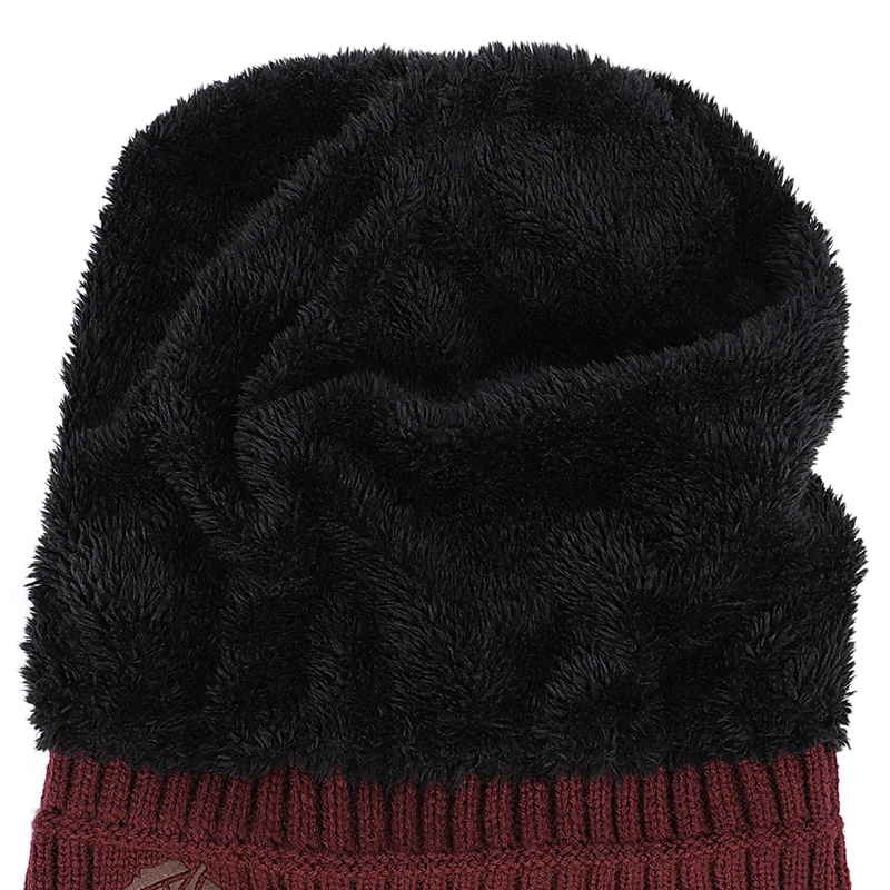 

2019 new maple leaf men's winter hat scarf warm men and women knit hat scarf thick fluffy velvet cotton hat casual warm hat