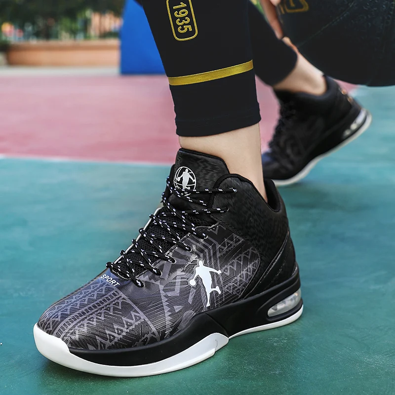 black white Basket Homme Men Basketball Shoes Sneakers Women Ultra Boost Sport Shoes Boys Girls Fitness Trainers Plus Size 36-45 - Цвет: black white