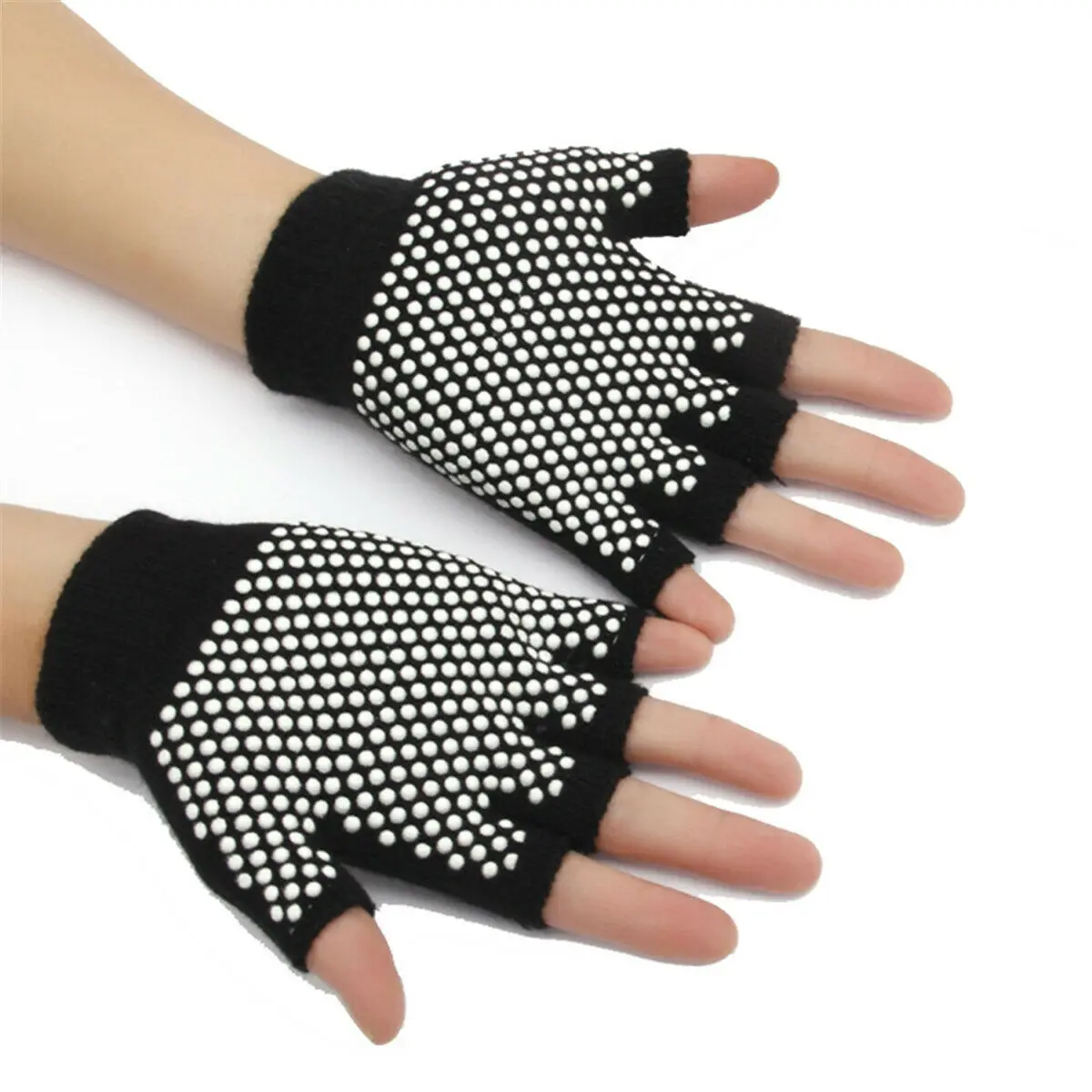 

Sportswear & Accessories