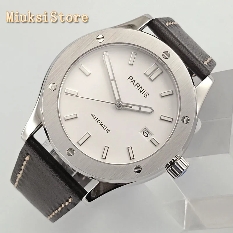 Мужские серебристые часы с сапфировым стеклом и кожаным ремешком | Наручные