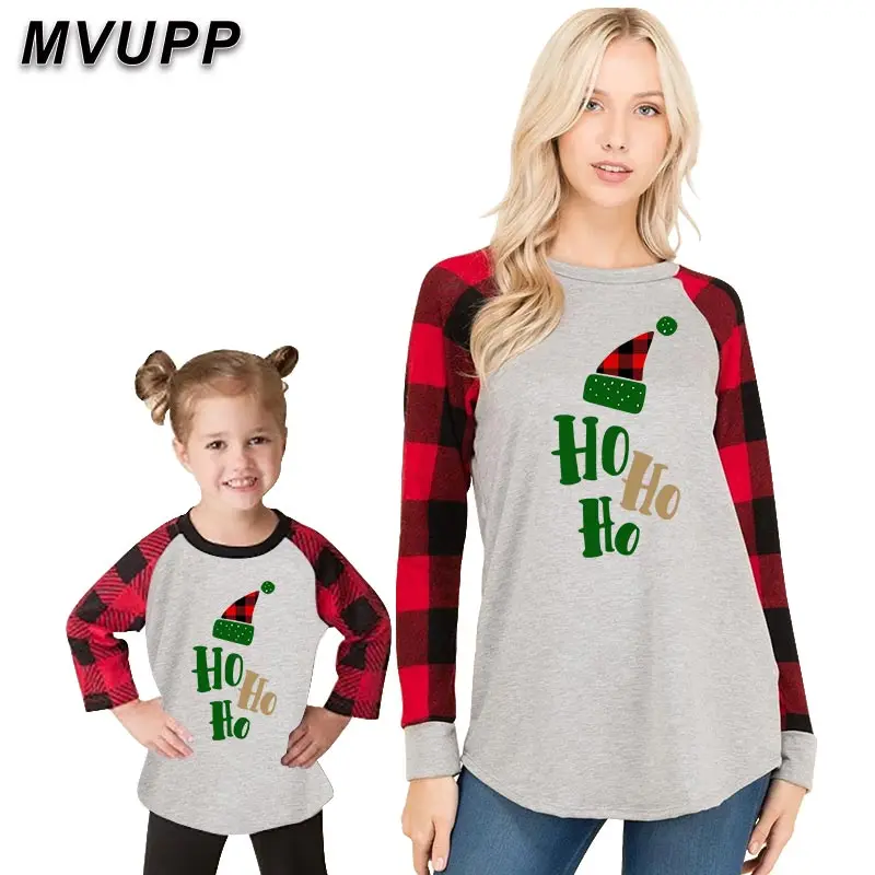 Семейная Рождественская одежда с принтом Санты Комплект для мамы и дочки