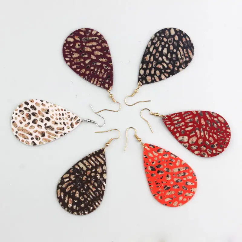 Многоцветные серьги капли из натуральной кожи различные в горошек для женщин