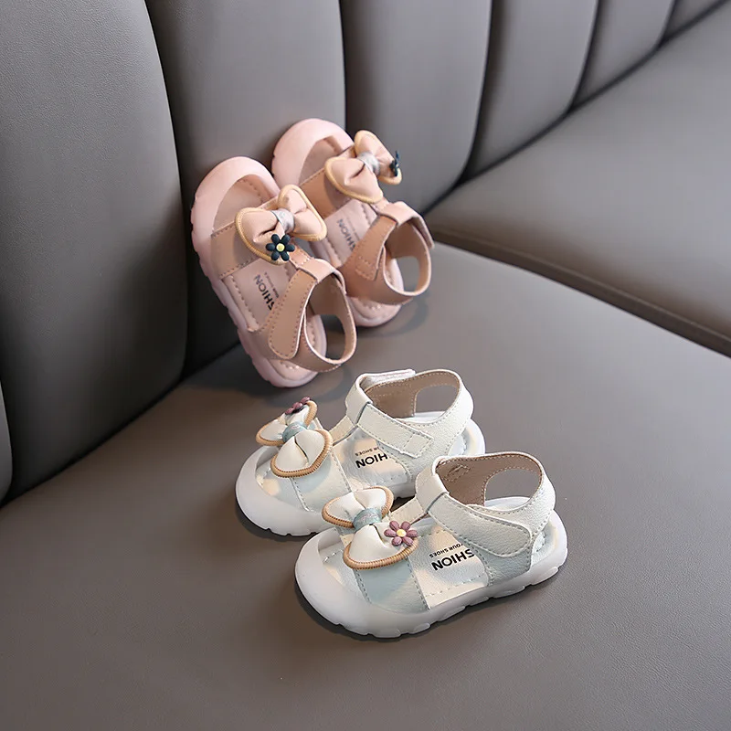 Сандалии для маленьких принцесс летняя обувь девочек с мягкой подошвой