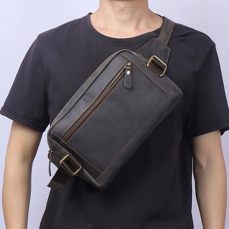 

AETOO Retro handmade crazy horse leather men's bag leisure multifunctional sports waist bag leather crossbody sports chest bag
