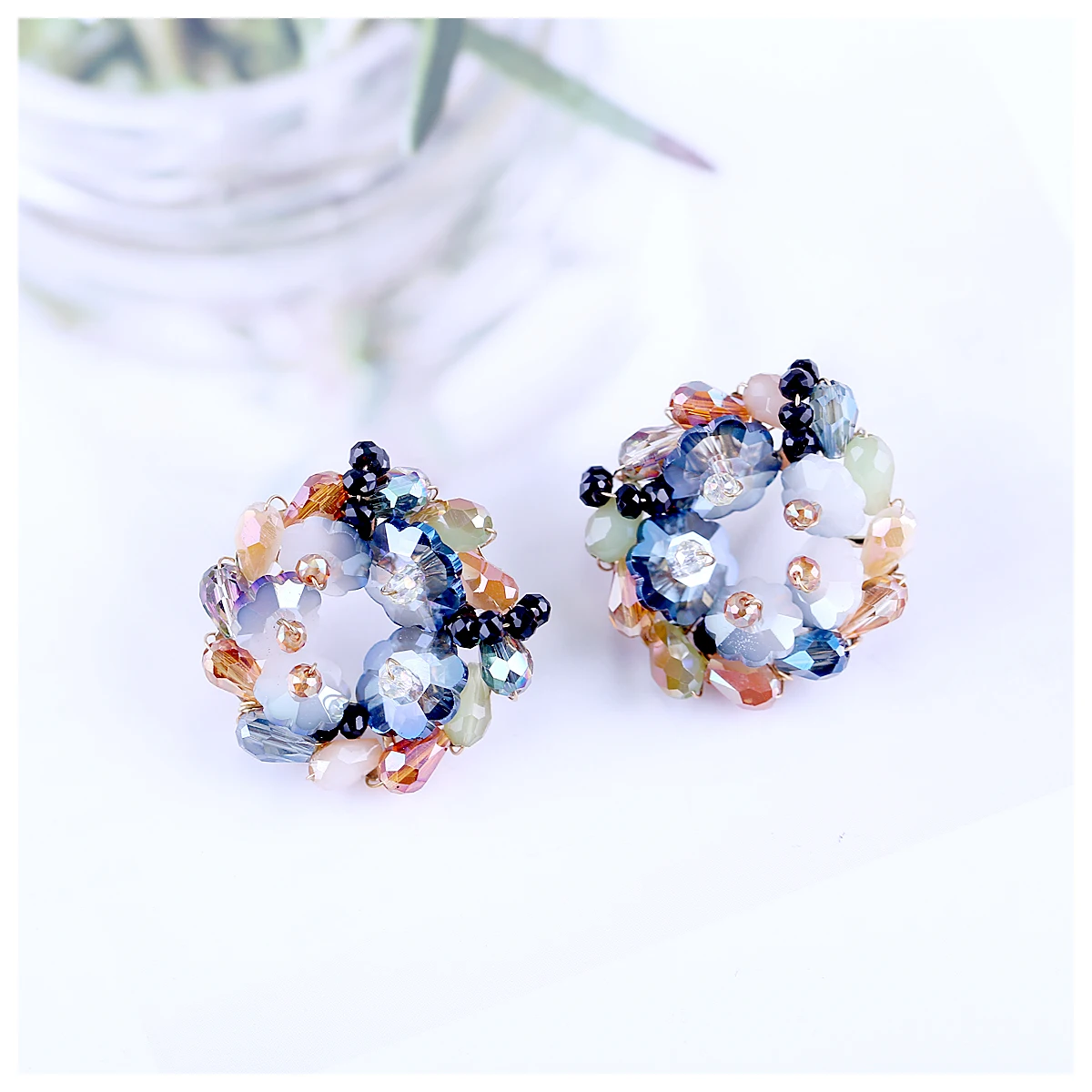 Модные серьги гвоздики с кристаллами для женщин и девочек эффектные круглые