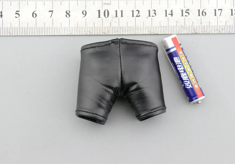 

FD008 1/6th Girl Edition Leather Shorts Model for 12