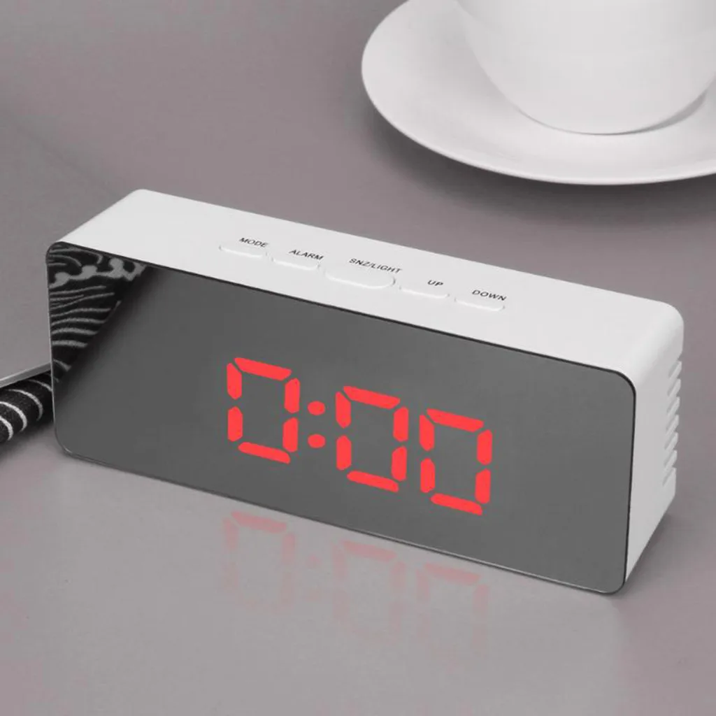 Светодиодный цифровой будильник Snooze. Часы led Mirror Clock. Часы Миррор клок лед. Часы электронные настольные led Mirror Clock.