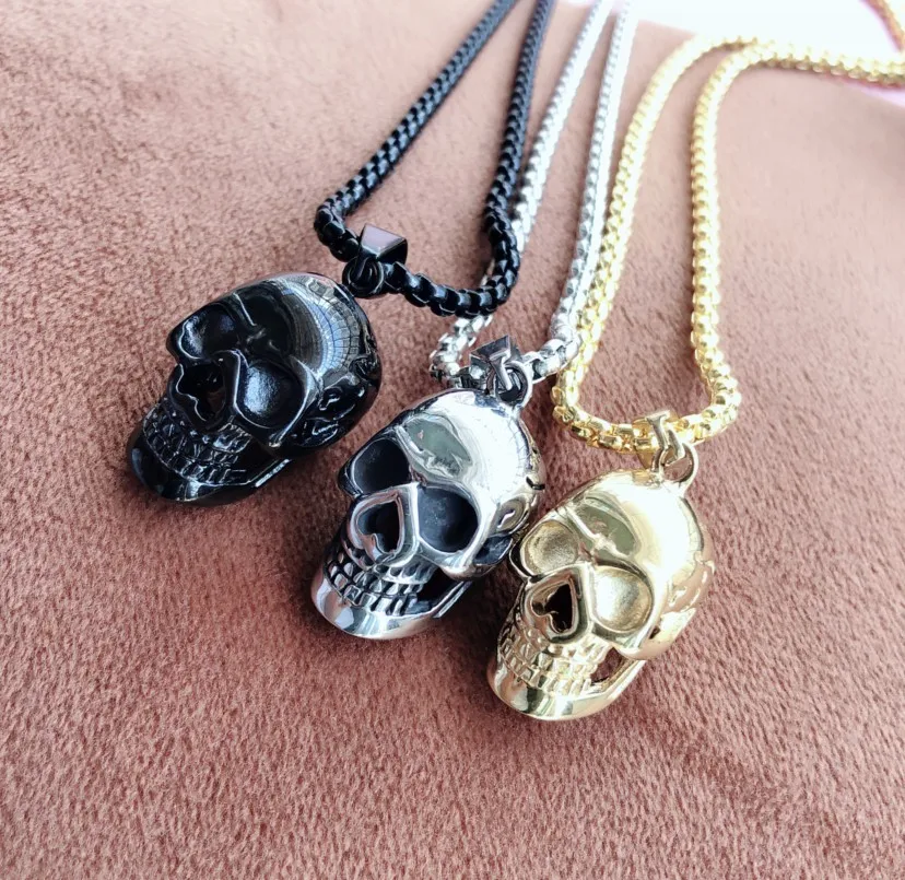 

Oversized skull necklace Halloween jewelry exaggerated personality men's fashion jewelry