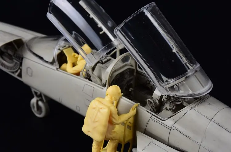 KittyHawk KH32019 1/32 F-5F Tiger II Боевой Военный Самолет демонстрация коллекционная игрушка