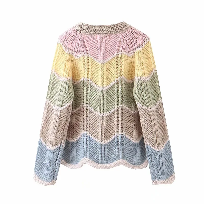 Женский трикотажный свитер Радужный в полоску с V-образным вырезом и пуговицами