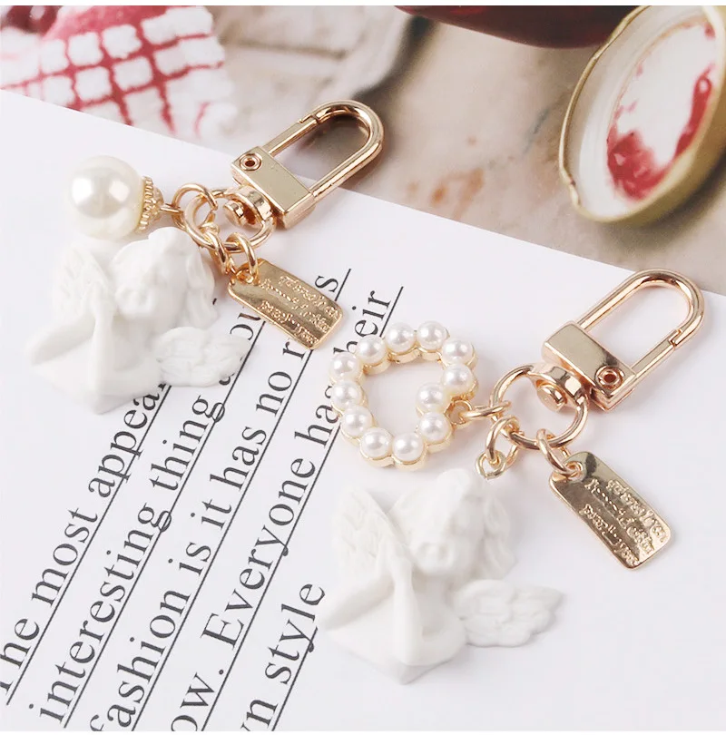 Креативный ретро брелок с ангелом из смолы Простой Жемчуг ЛЮБОВЬ сплав