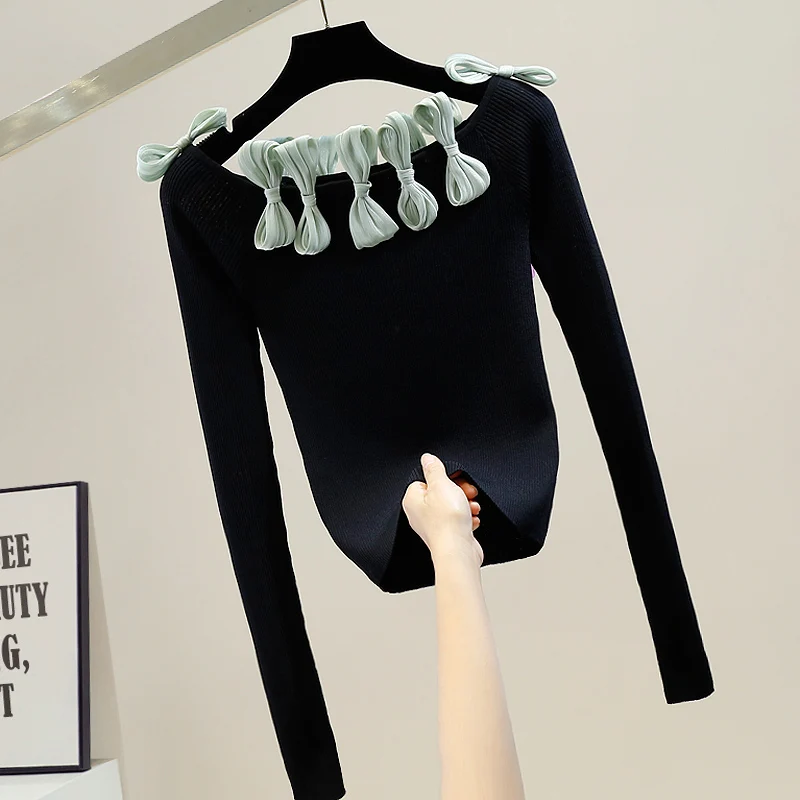 

Модный свитер контрастных цветов с вышивкой и бантом, облегающая короткая трикотажная одежда для женщин, зимняя вязаная рубашка, вязаные св...