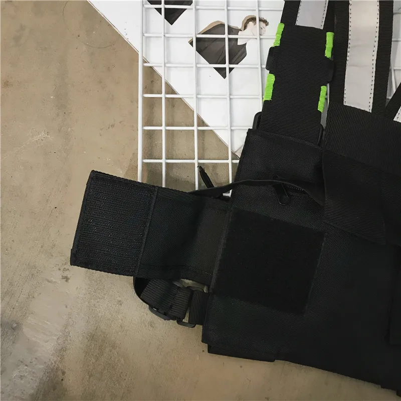 Модная нагрудная сумка камуфляжная тактическая жилетка с ремнем спереди кобура