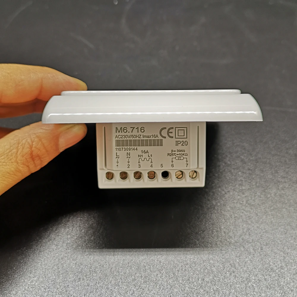 M6.716 220В AC 16A HVAC Еженедельный программируемый подогрев пола с ЖК-дисплеем