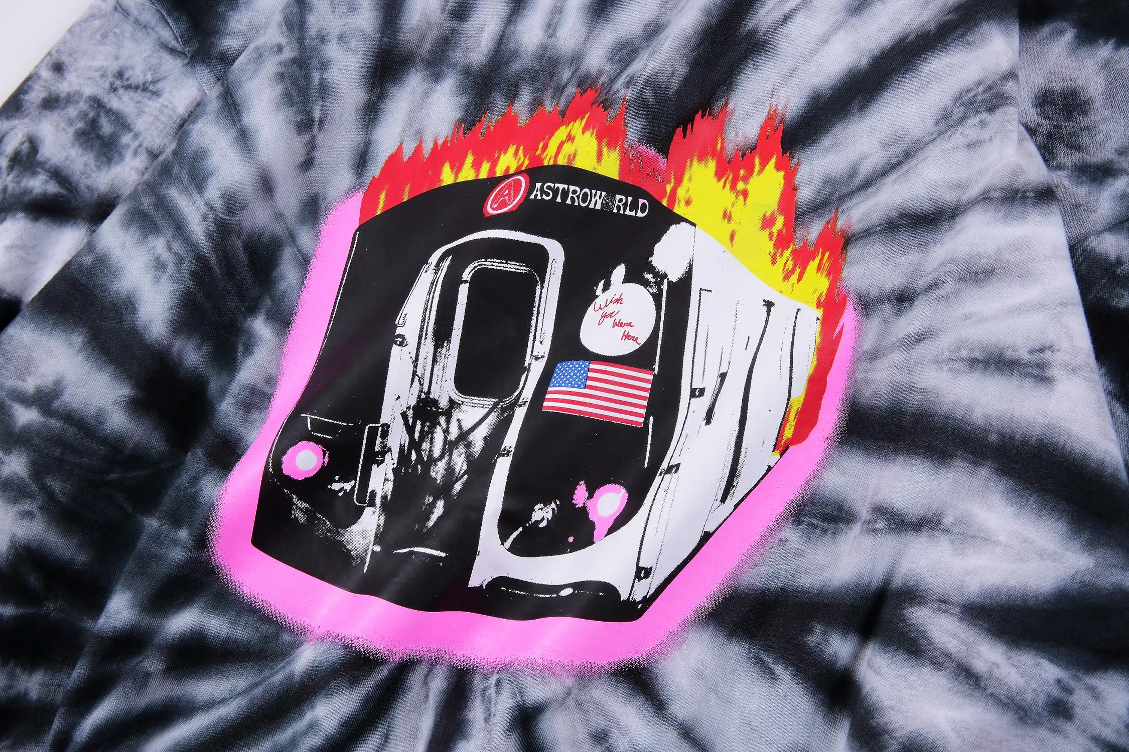 

19SS Travis Scott Astroworld Tour Tee Burning Train Astrworld T-shirt Men Women Streetwear Hip Hop Fog ASTROWORLD Tshirt