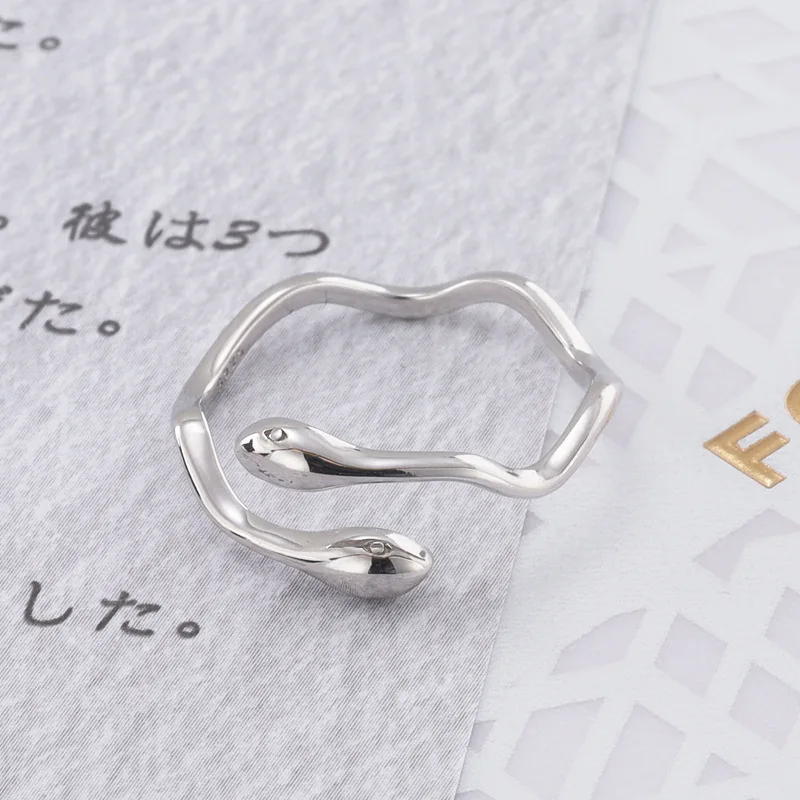 

Новые крутые кольца в форме змеи для женщин, бижутерия, регулируемые кольца с кристаллами, свадебные и вечерние ювелирные изделия, подарок